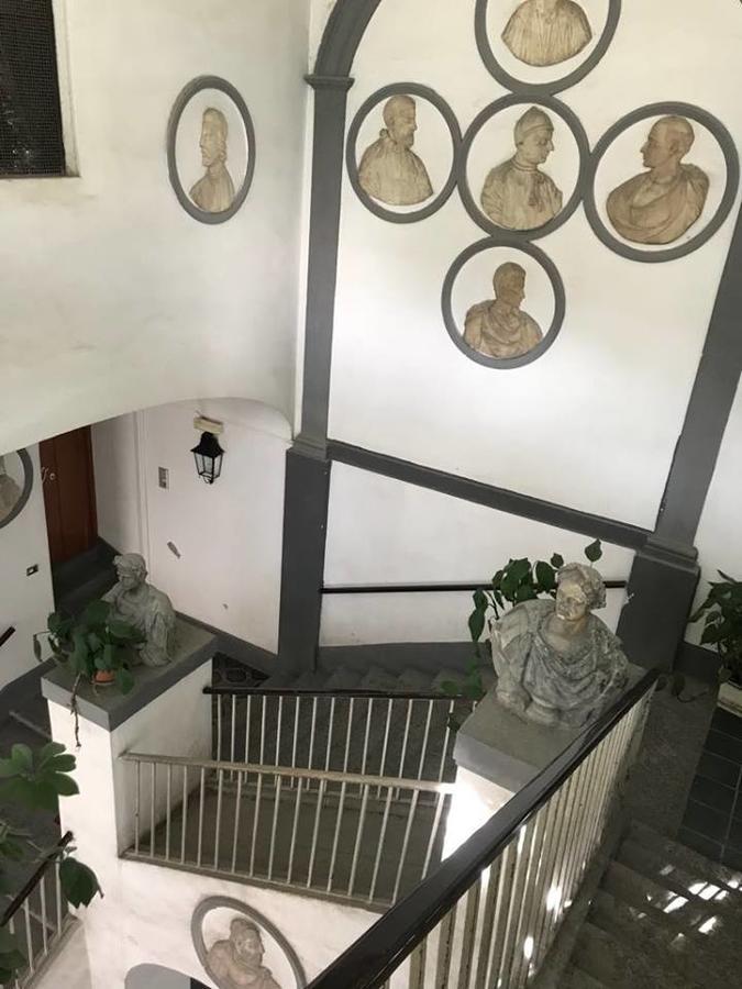 Chiaia Guest House Napoli Exterior foto