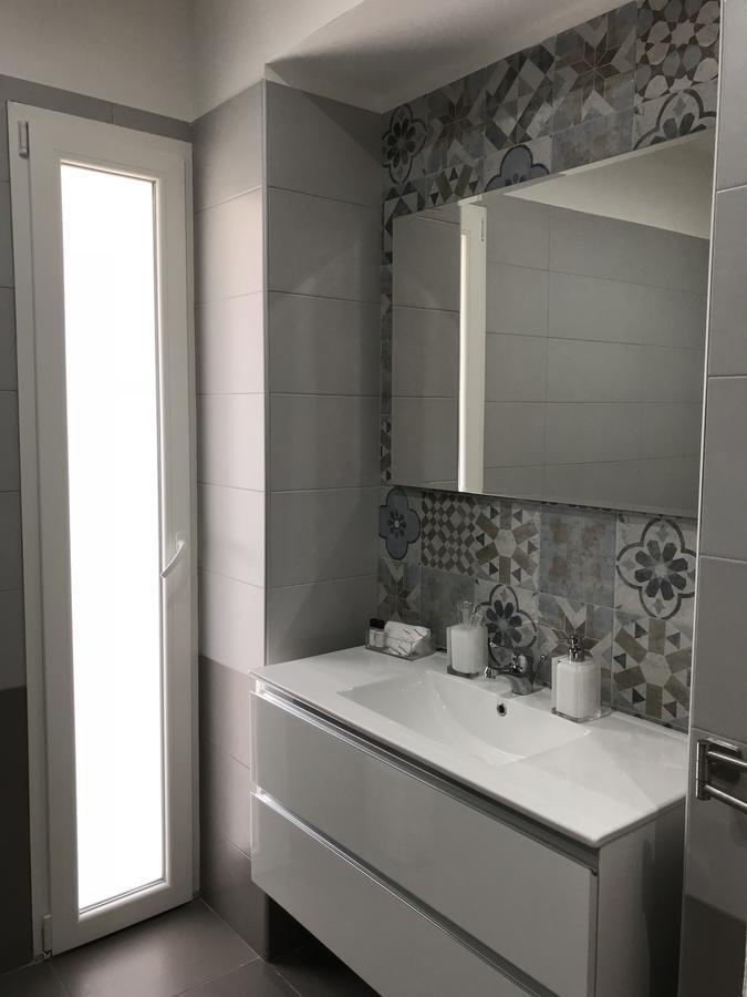 Chiaia Guest House Napoli Exterior foto