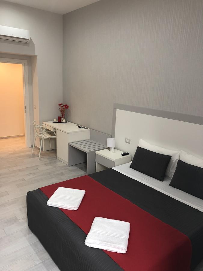 Chiaia Guest House Napoli Exterior foto