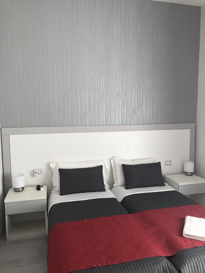 Chiaia Guest House Napoli Exterior foto