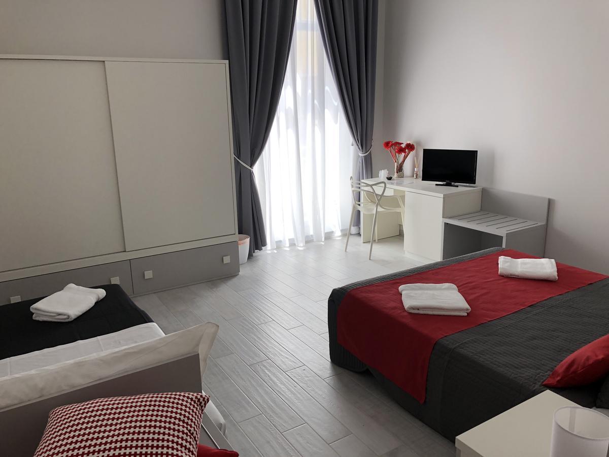 Chiaia Guest House Napoli Exterior foto