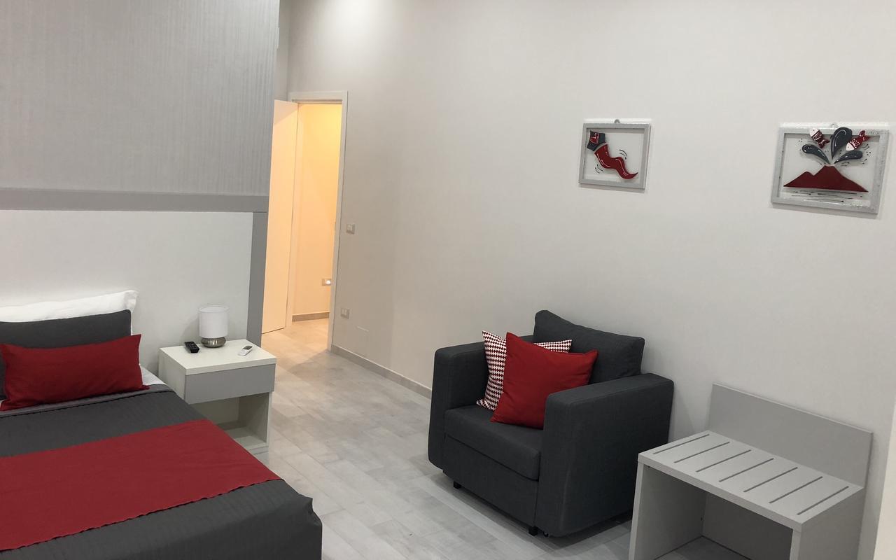 Chiaia Guest House Napoli Exterior foto