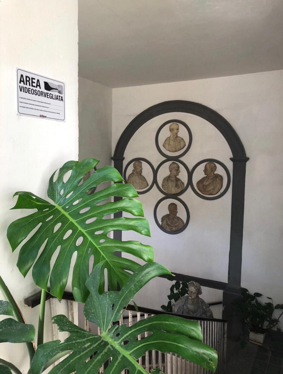 Chiaia Guest House Napoli Exterior foto
