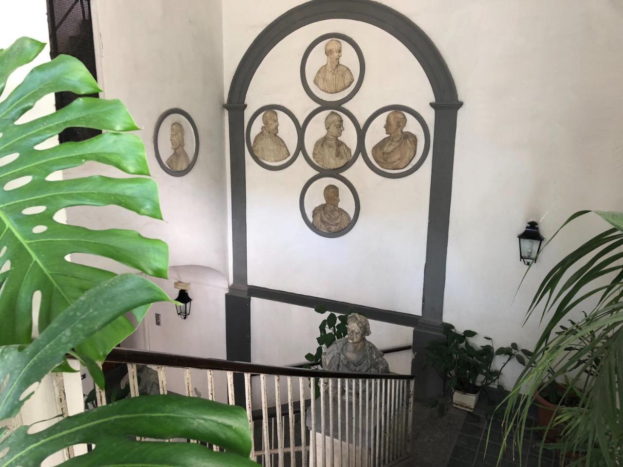 Chiaia Guest House Napoli Exterior foto